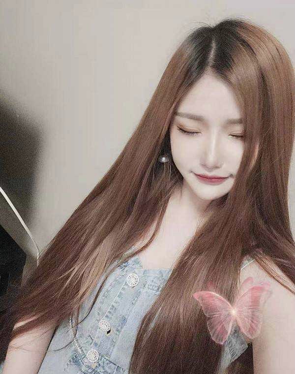 育新地铁站晨晨 年轻水嫩的小MM